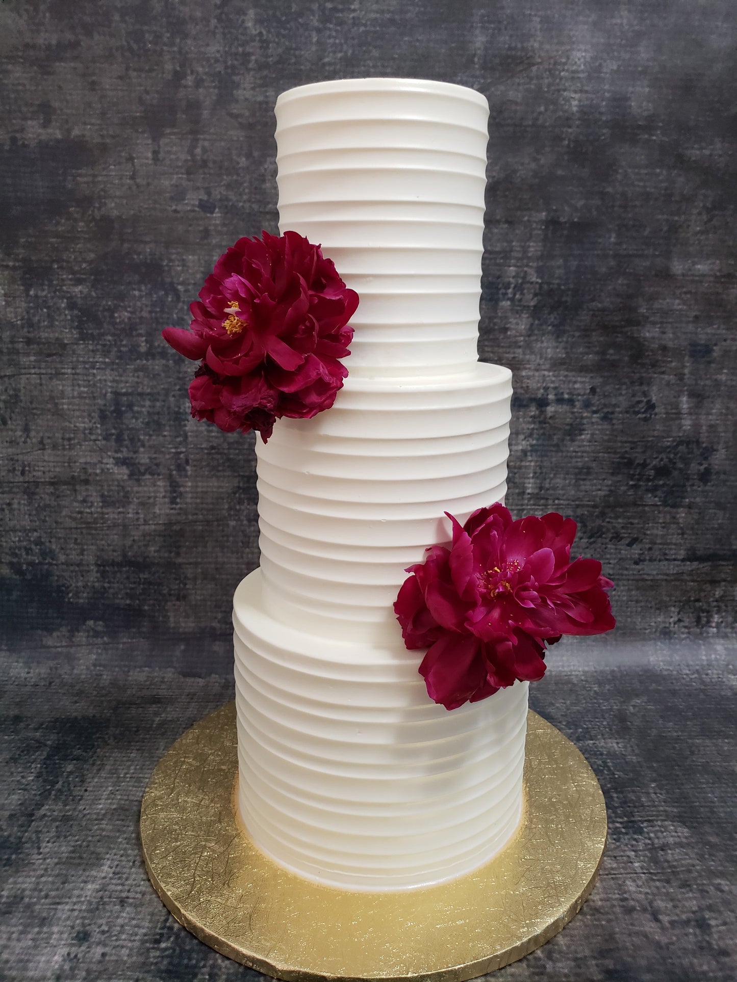 Rustic Scallop Cake Comb