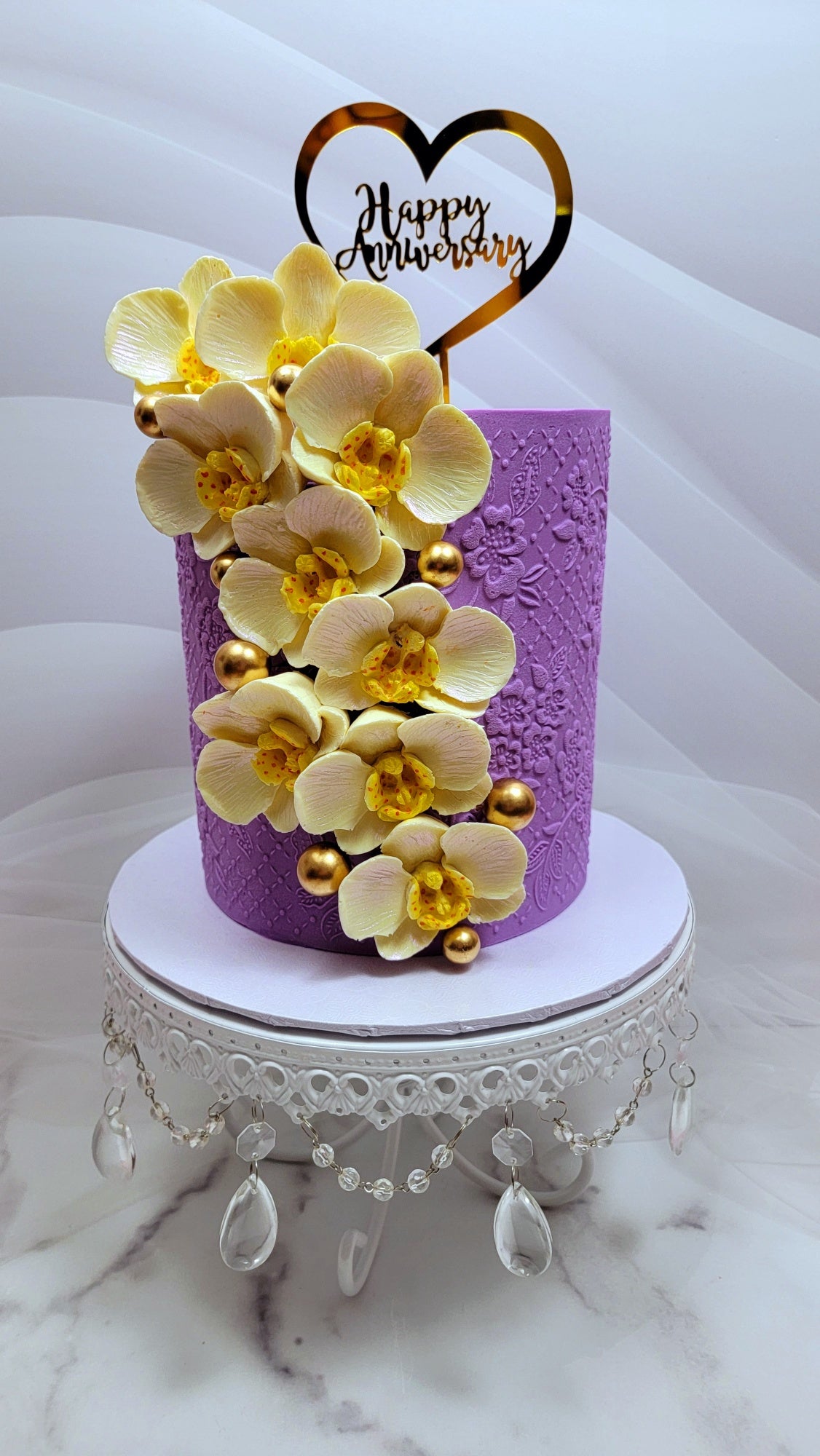 AM Cake Embosser Chantilly Lace