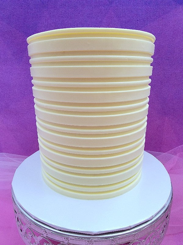 Buck Tooth Cake Comb